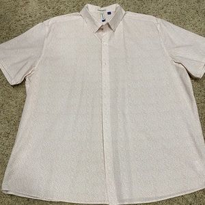 Artefact Short Sleeve Button Down - size XXL